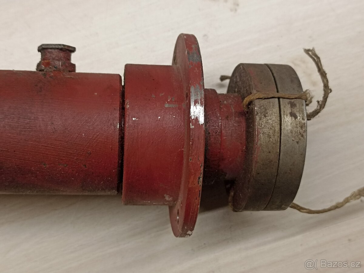 Hřídel bubnové rotační sekačky - 4