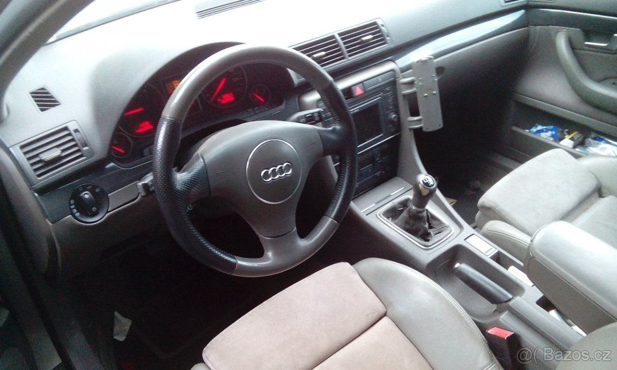 Audi A4 Avant Quattro - 4