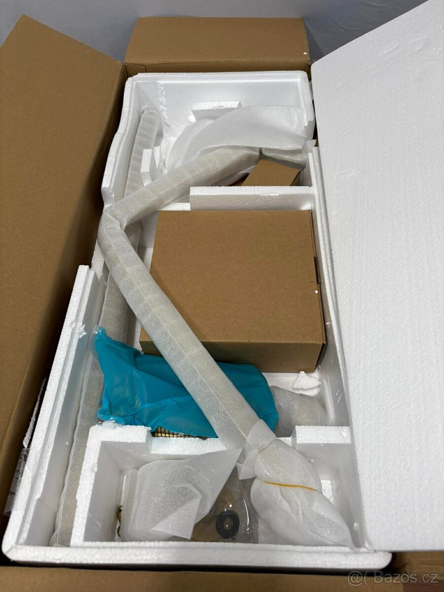 Luxusní sprchový set – zlatá (792) - 4