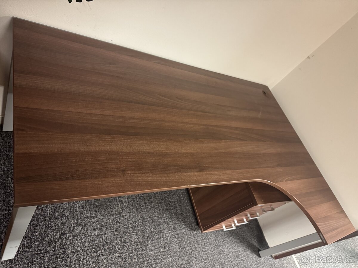 Jednací kancelářský stůl - 4