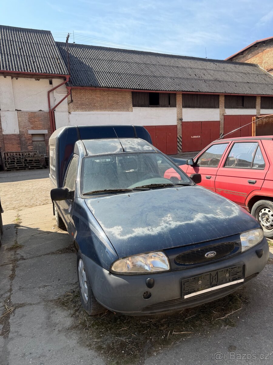 Ford Fiesta Pick-up - 4