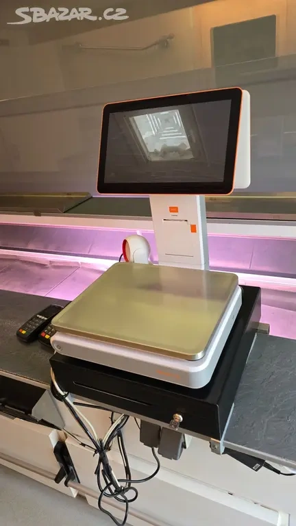 Pojízdná prodejna maso,uzeniny Renault Master - 4