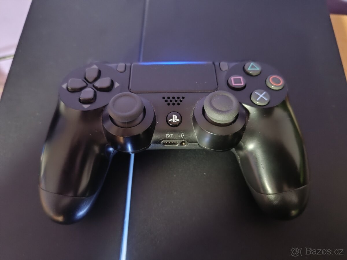Ps4 1TB plně funkční - 4