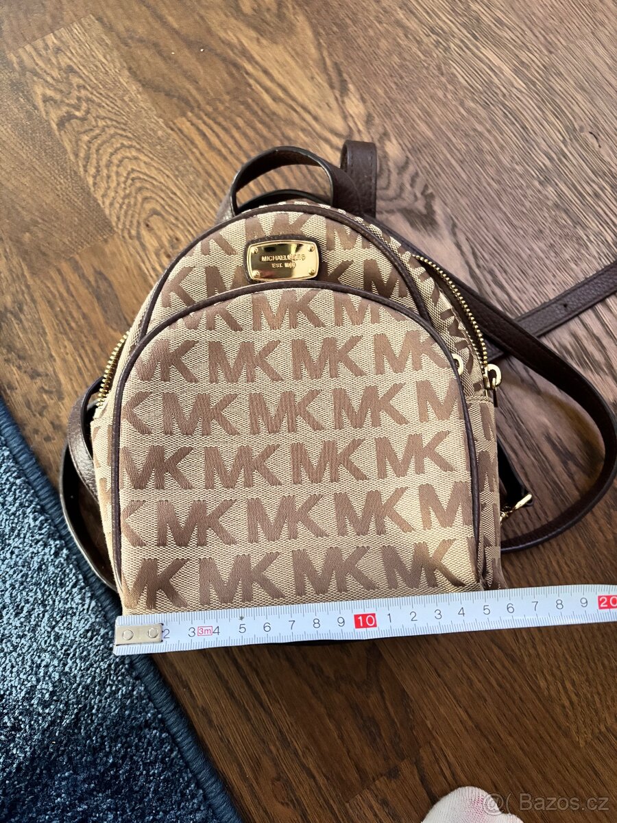 Mini batůžek Michael Kors - 4