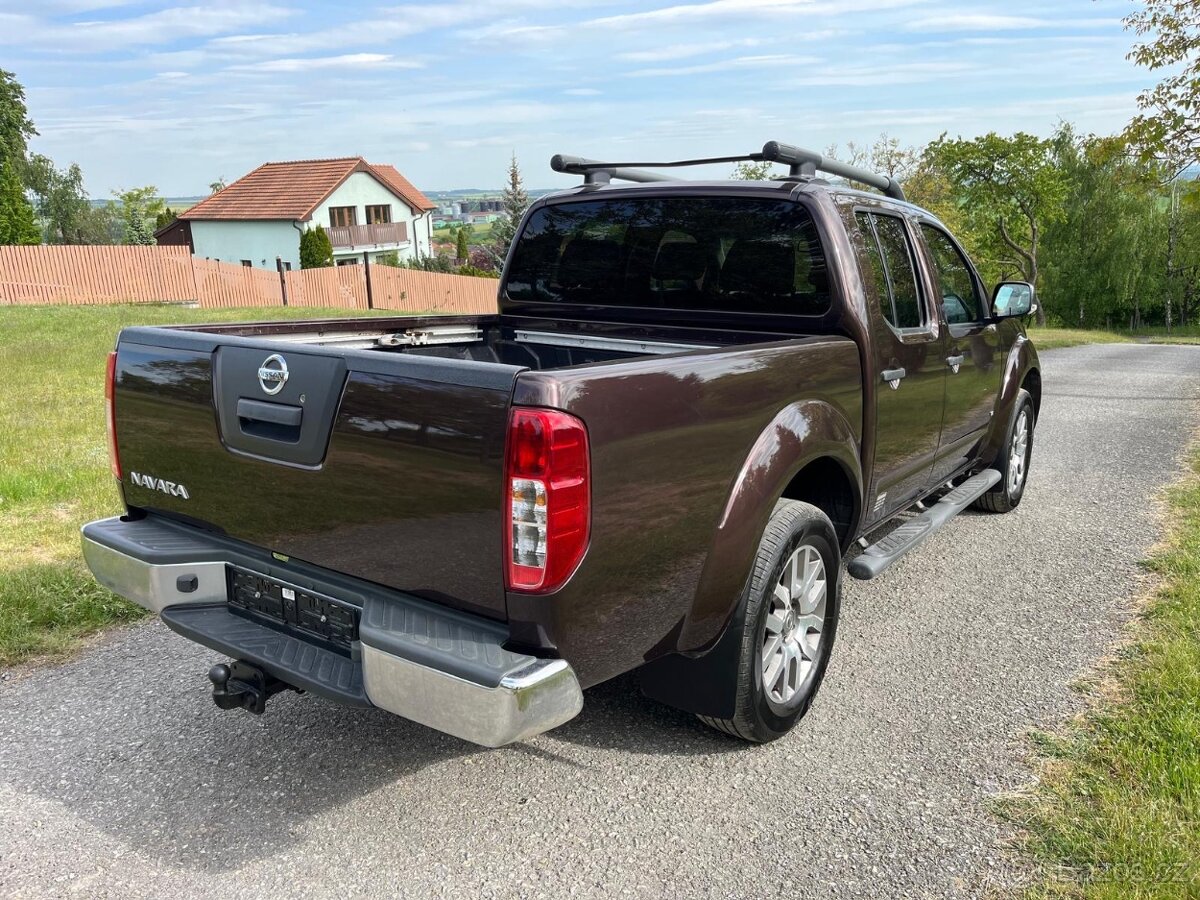 Nissan Navara D40 3,0DCI V6 170kw DOUBLECAB AUTOMAT KŮŽE 4X4