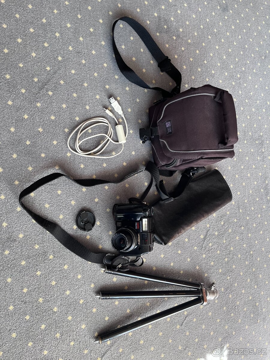 Olympus Camedia C-5050 Zoom - 4