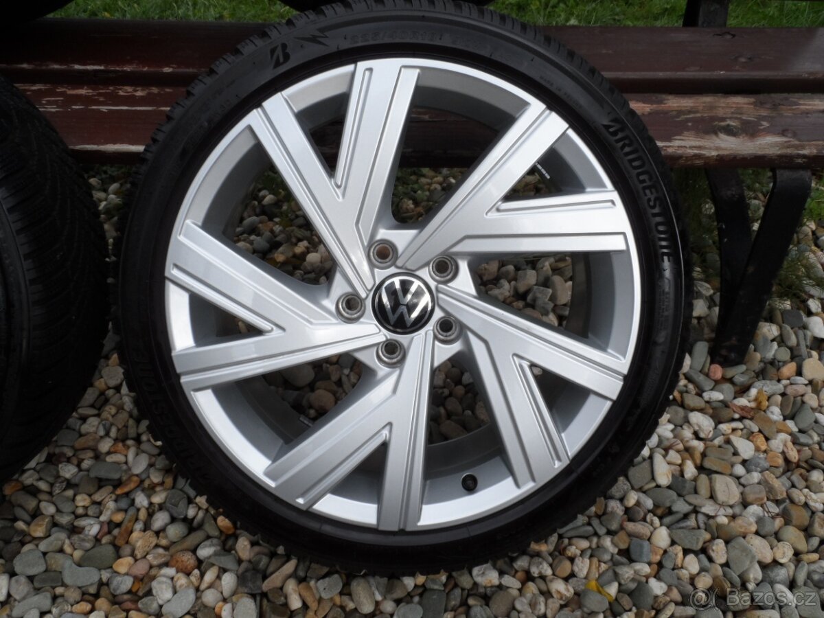 Originál Alu Kola +Zimní Pneu VW Golf 8, 225/40/18 5X112 - 4
