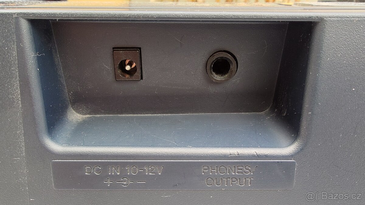 klávesy YAMAHA PSR-270 - komplet, kryt navíc - 4