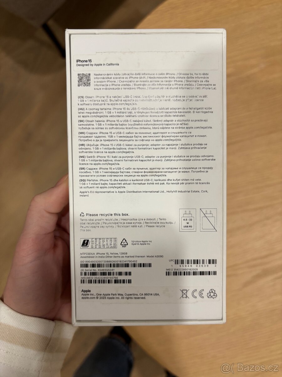 Nový iPhone 15 128 GB - 4