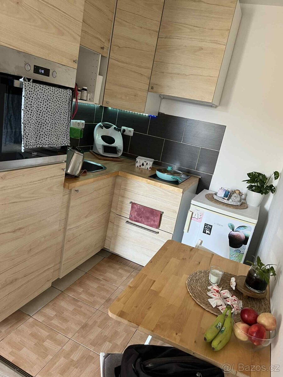 Pronájem 2kk Jince - 4