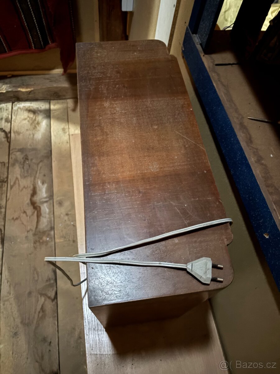 Staré lampové rádio - 4