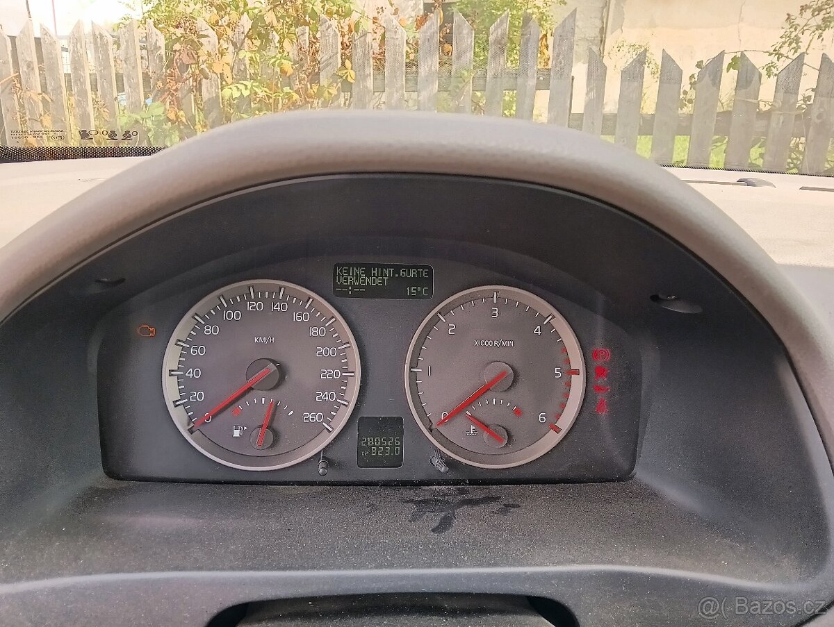 Volvo V50 2.0d díly - 4