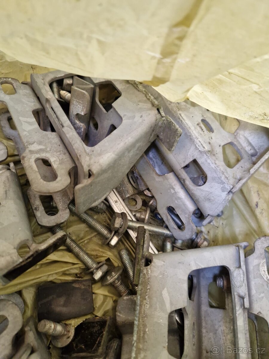 Stresni nosic - zahradka - 4