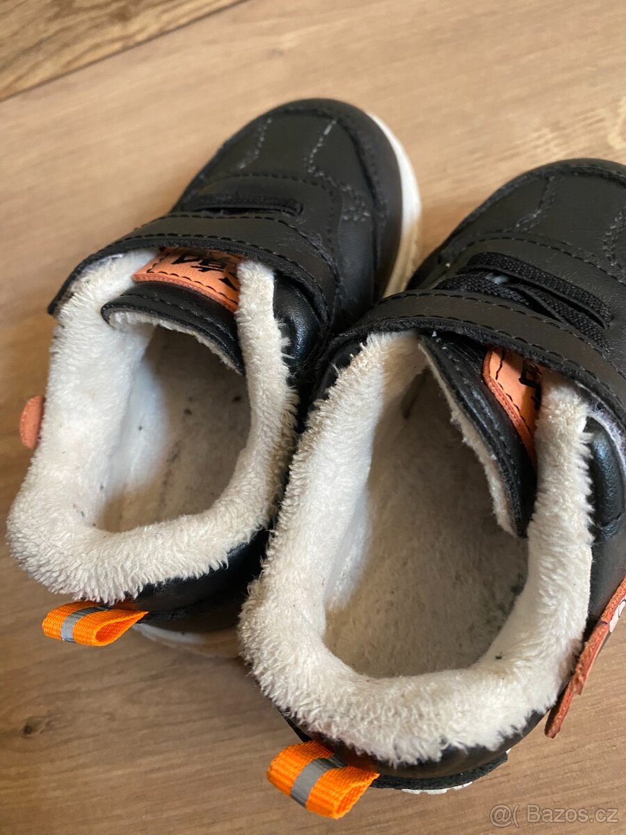 Zateplené dětské boty s Mickey Mousem - 4