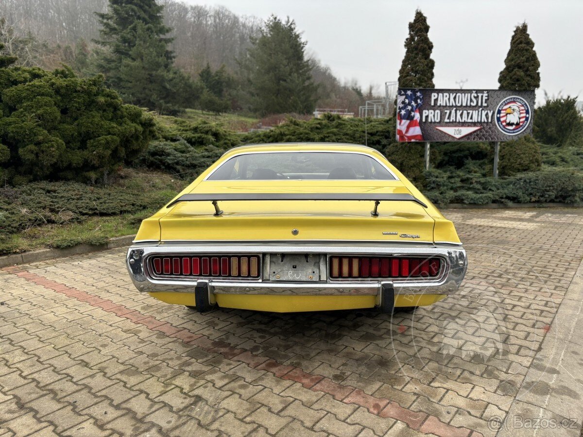 Dodge Charger SE - 4