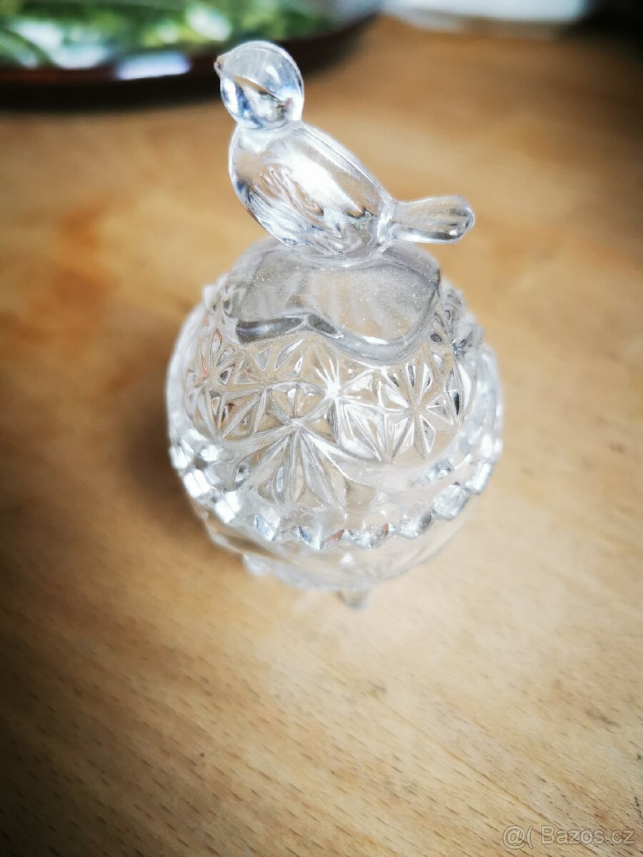 Skleněná ozdobná dóza - 4