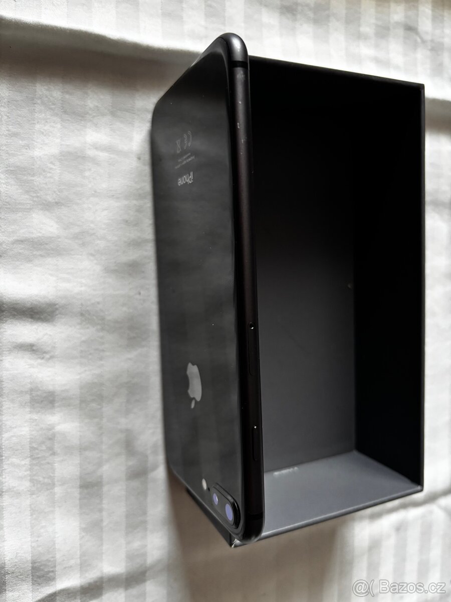 Apple iPhone 8 Plus - 64gb black - 4