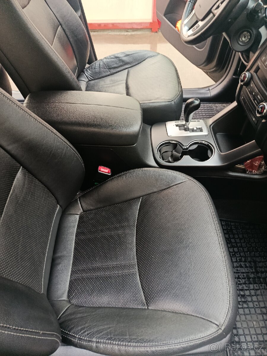 Kia Sorento - 4