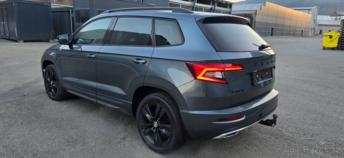 Škoda karoq sportline 2.0TDI 110kw manuál webasto 2 sady Top - 4