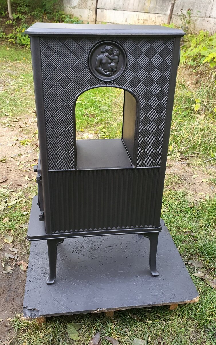 Litinová kamna Jotul F 606 černý lak - 4