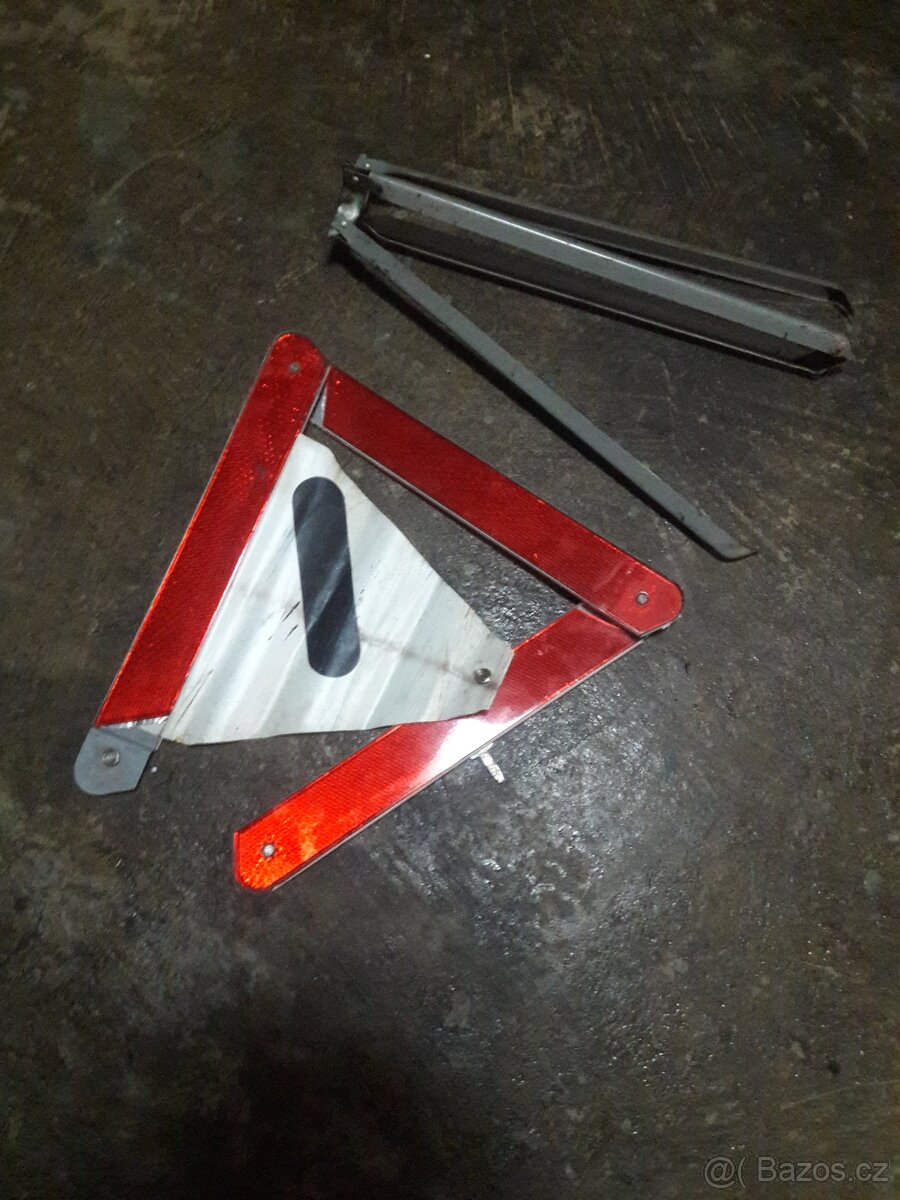 drobnosti k autům - 4