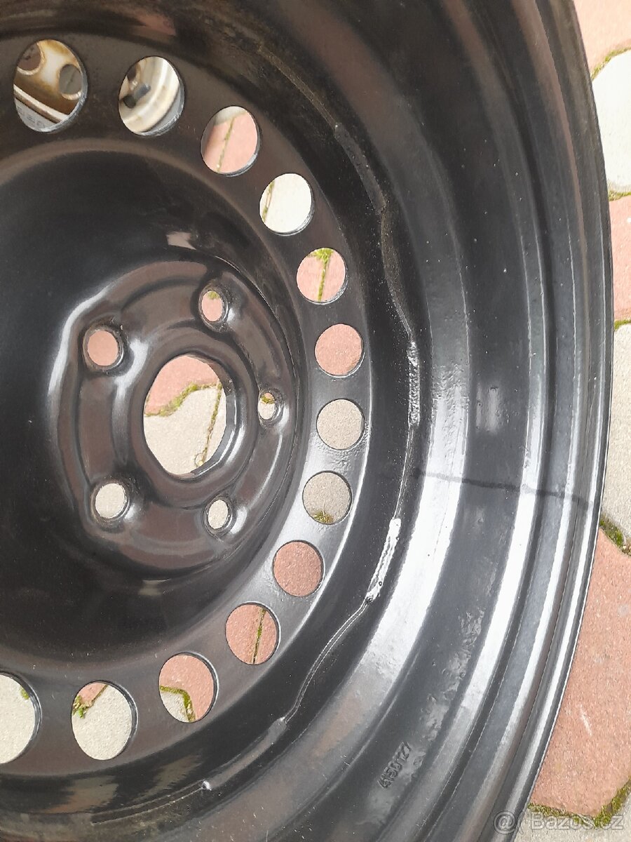Disky r15 na Octavii 2 - 4