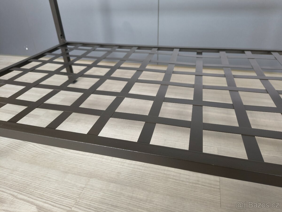 Konferenční stolek - 4