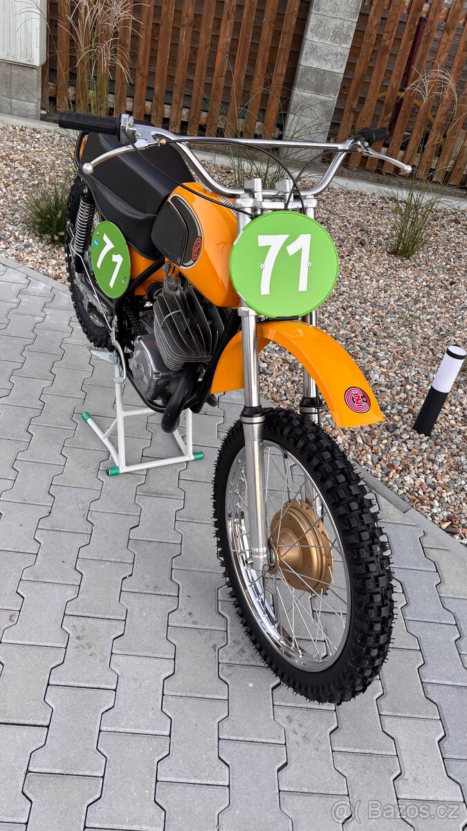 ČZ 250 motokros - 4