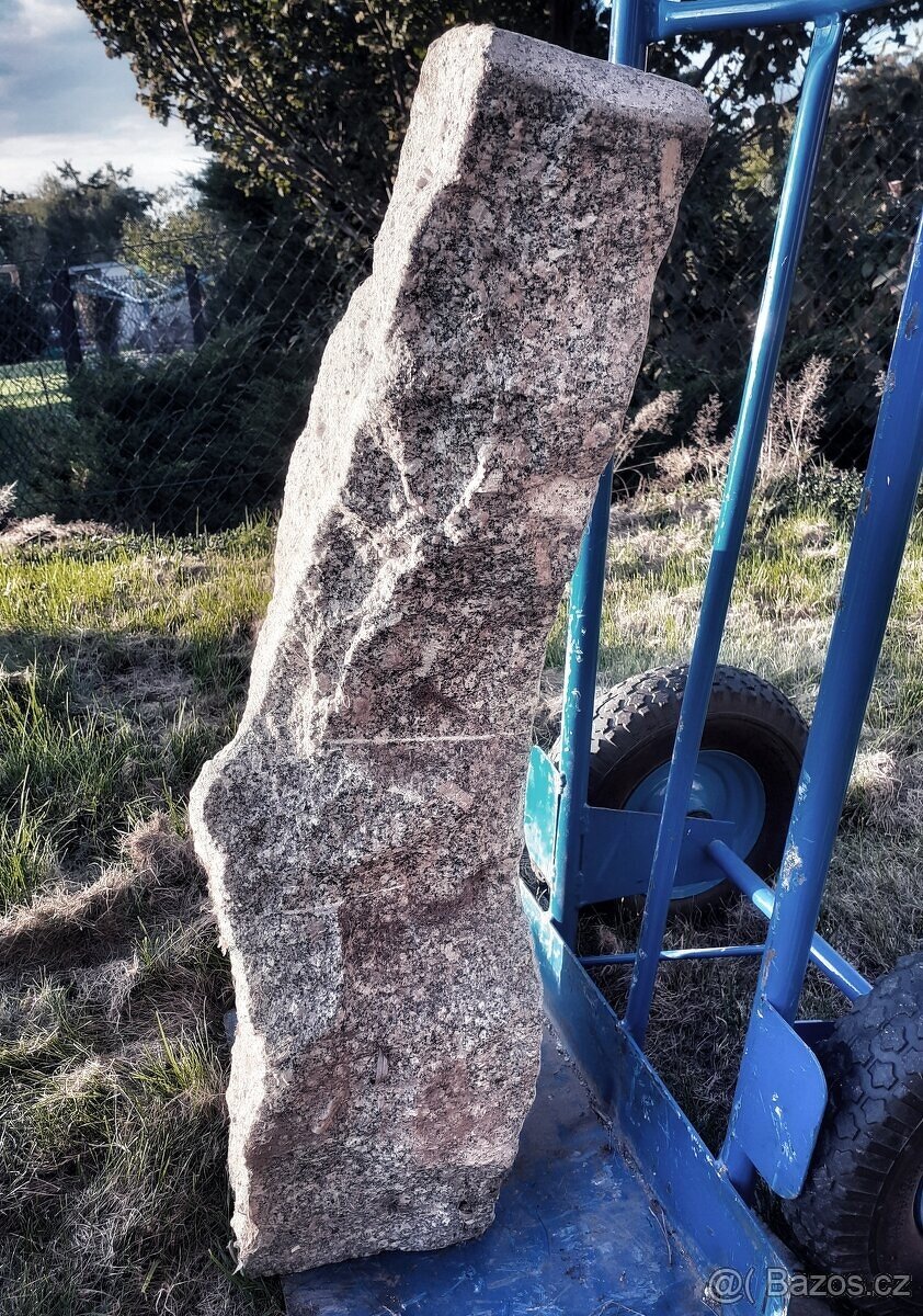 socha MOAI - 4