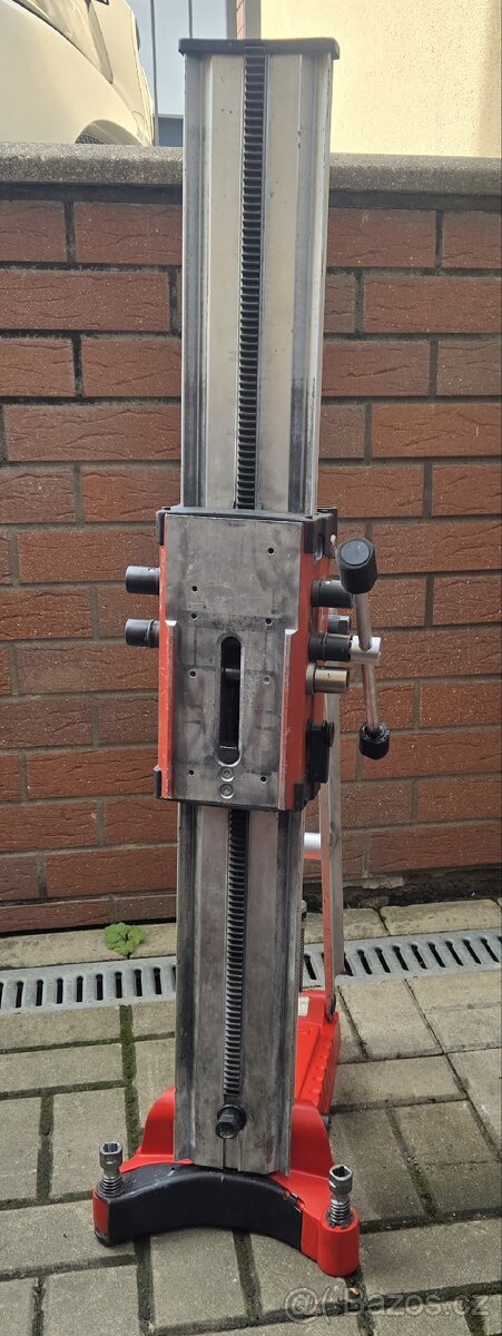 HILTI STOJAN K JÁDROVÉ VRTAČCE - 4