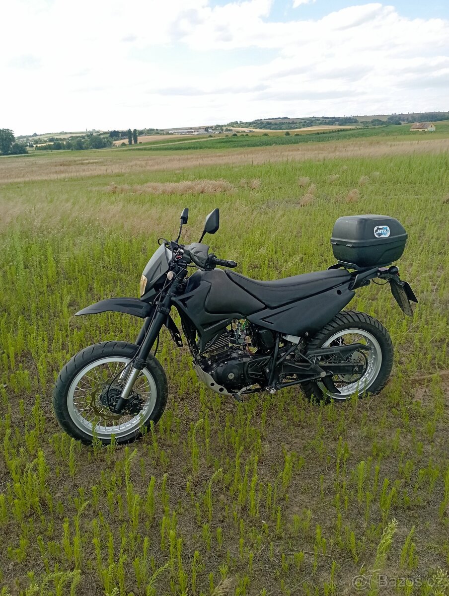 yuki 125 sm 2008