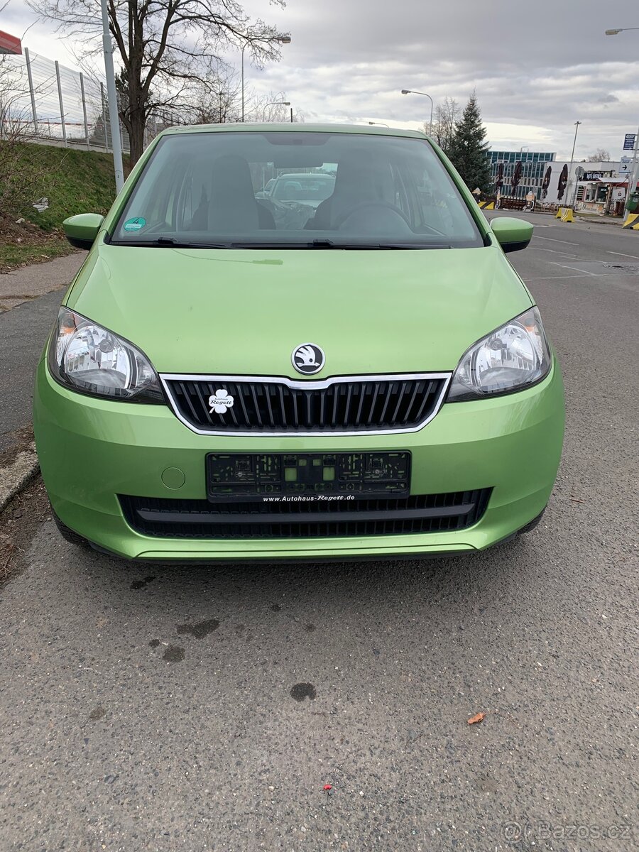 Pronajem auta pro rozvoz jídla VW Up CNG - 4