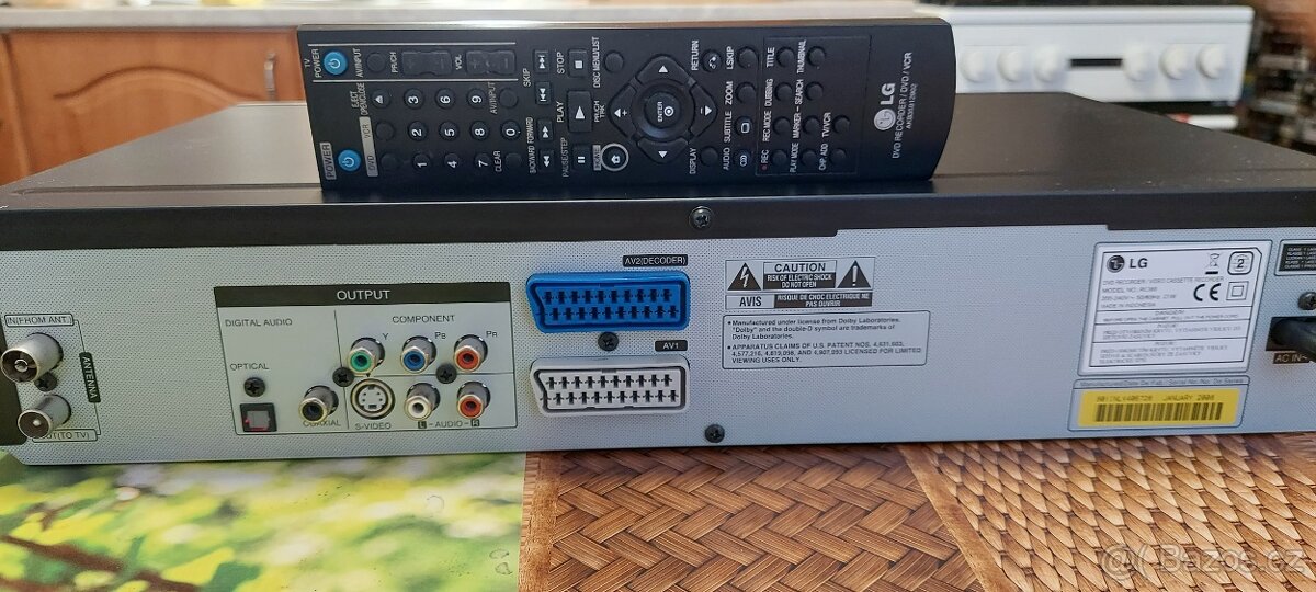 COMBO LG RC388/ZÁZNAM Z VHS NA DVD/ - 4