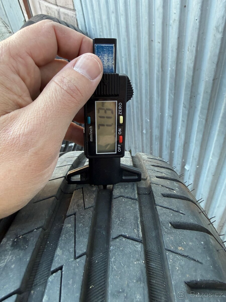 16" Elektrony HYUNDAI 5x114,3 s pneu 215/70 R16 - 4