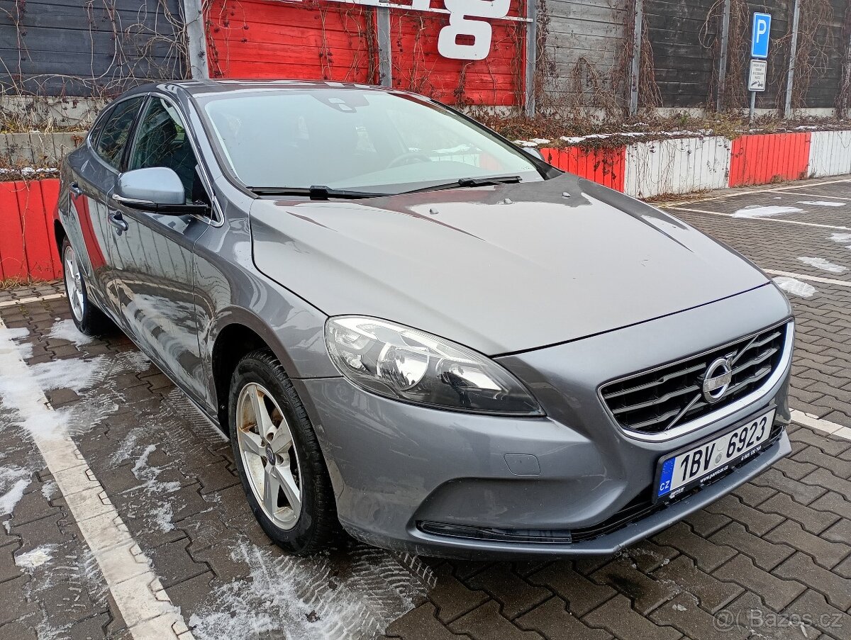 Volvo V40 - 4