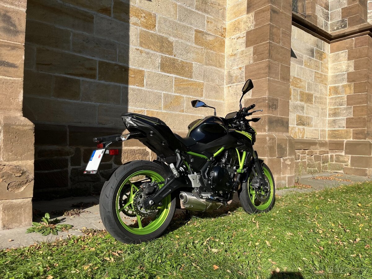 Kawasaki Z650 - 4