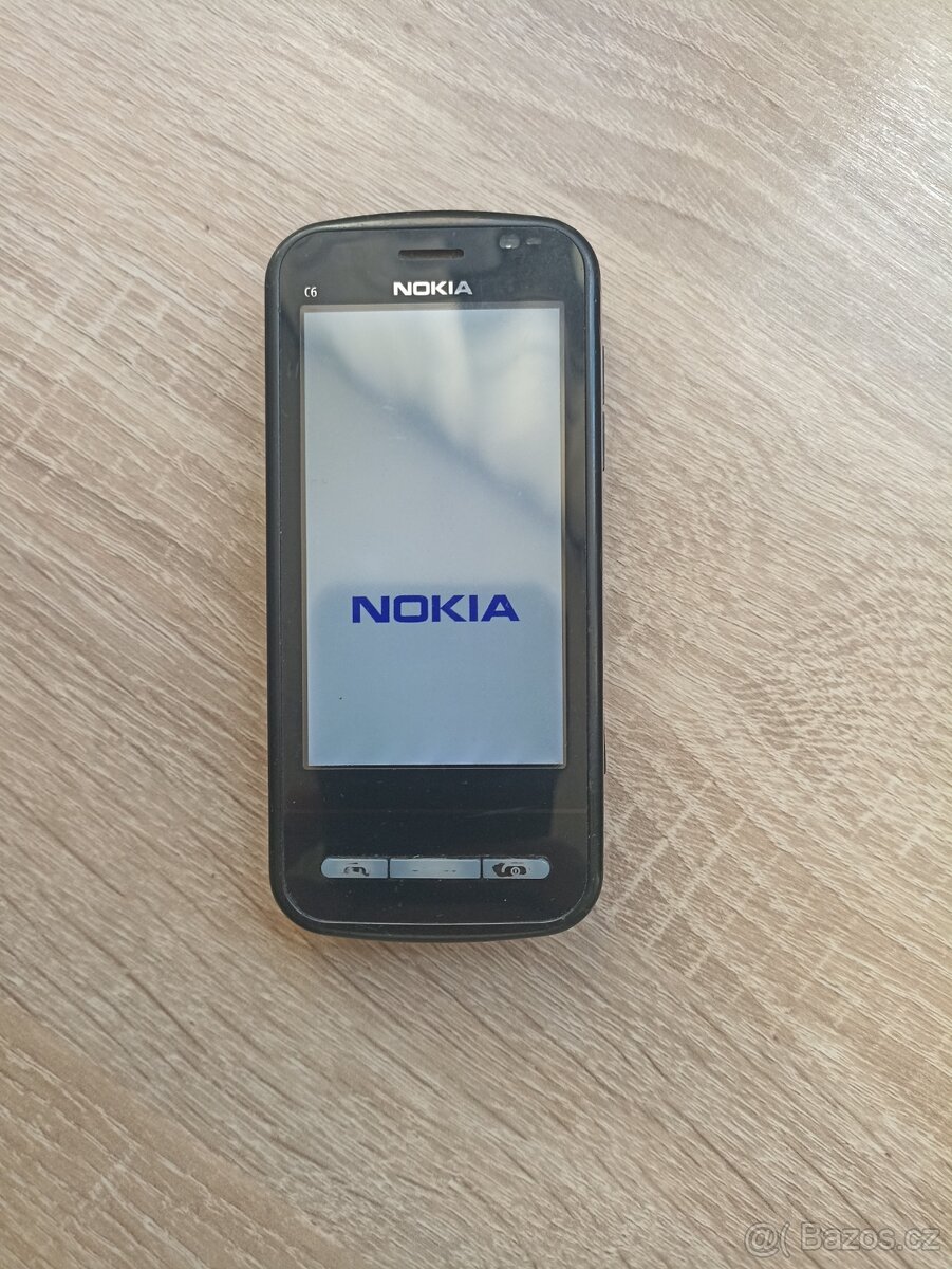 Nokia C6-00 - 4
