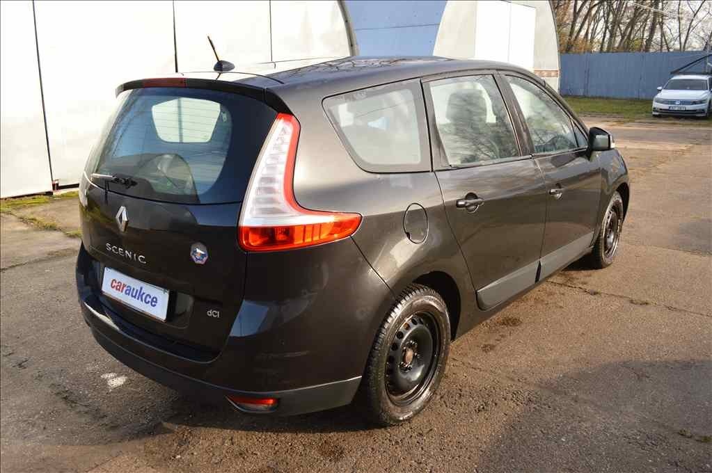 Renault Scenic 1,5 DCI 7 mist - 4