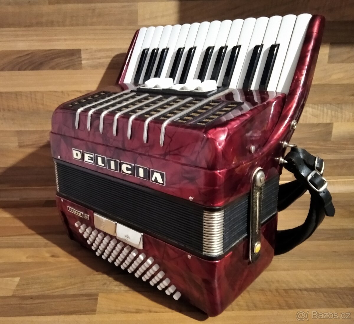 Akordeon (harmonika, heligonka) Delicia Junior 72 basů - 4