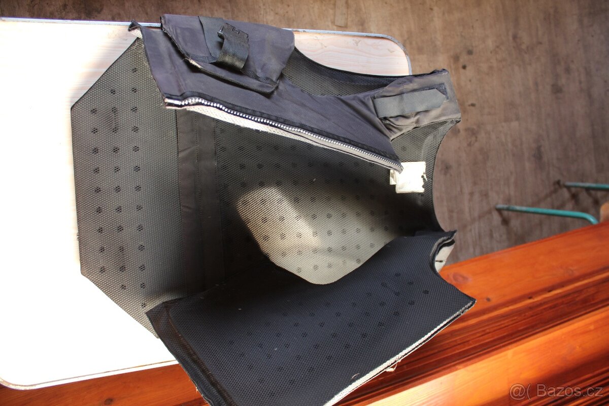 Jezdecká ochranná vesta - 4