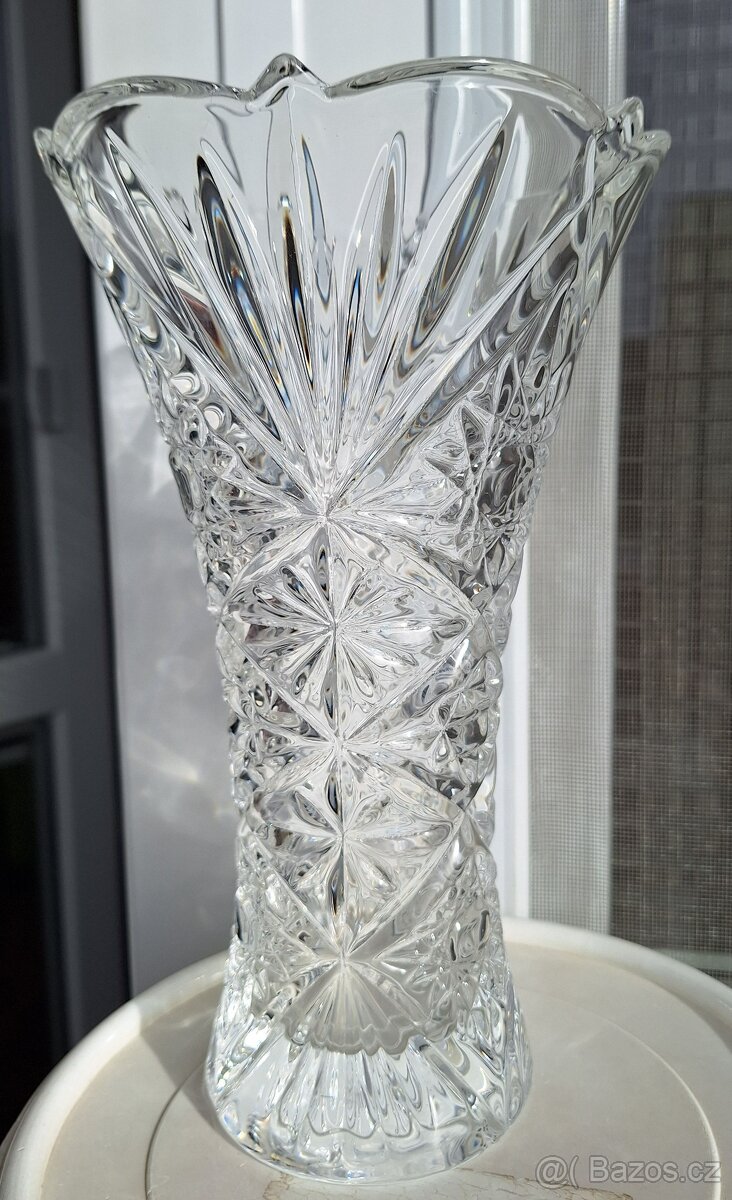 Broušená váza - 4