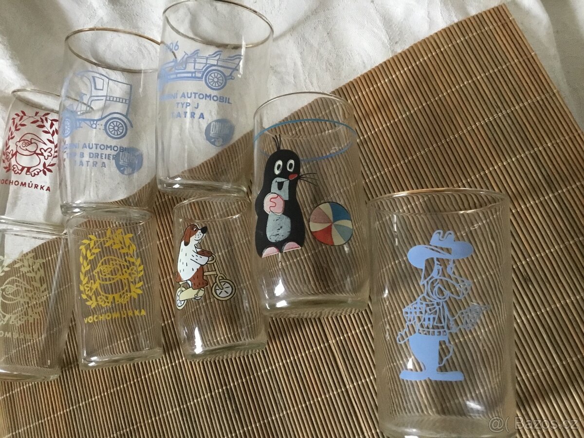sklenice s obrazky 1973, sport, fotbal, histor. auta - 4
