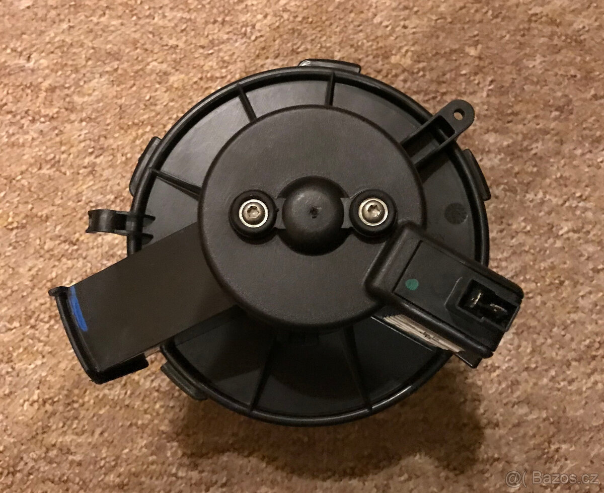 ventilator topeni peugeot 307 denso 66kw 2.0 hdi - 4