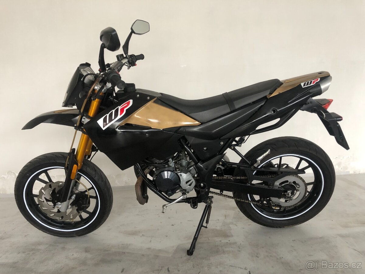Generic Supermoto 50 - 4