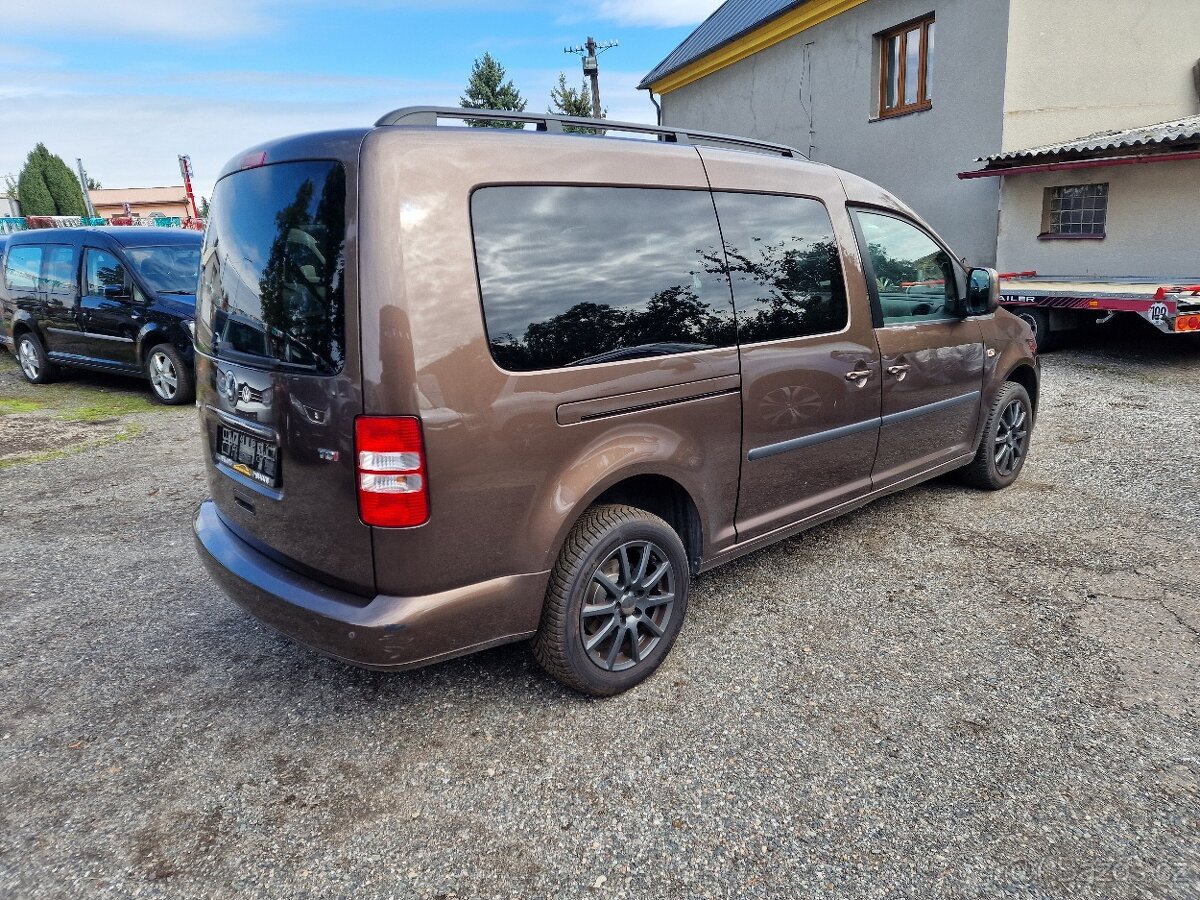 Volkswagen CADDY MAXI 1,6TDI 7 SEDADEL - 4