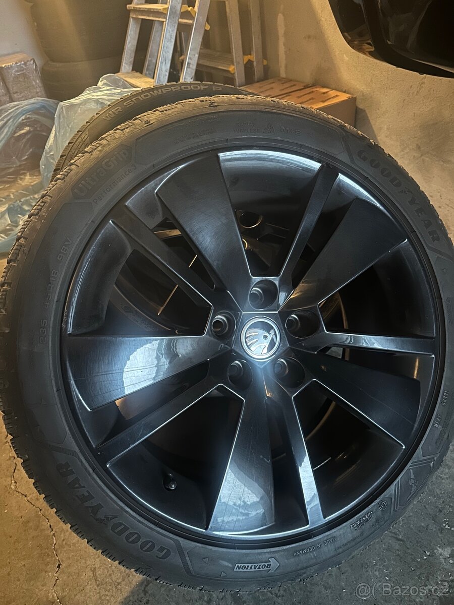 Zimní alu sada , 235/45 R18 - 4