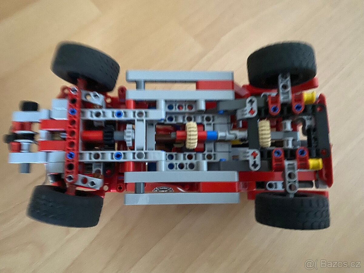 Lego Technic 42075 hasiči - formule - 4