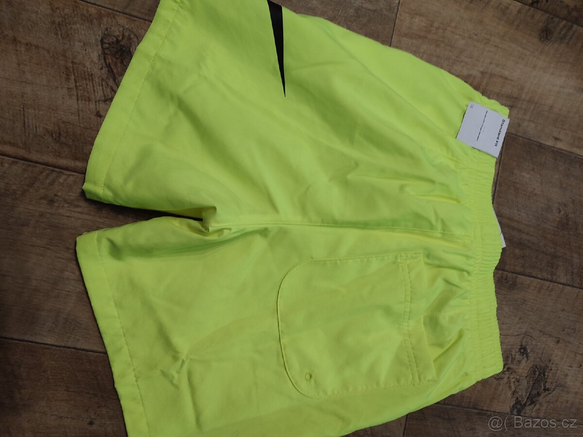 Nové kraťasy Xs NIKE - 4