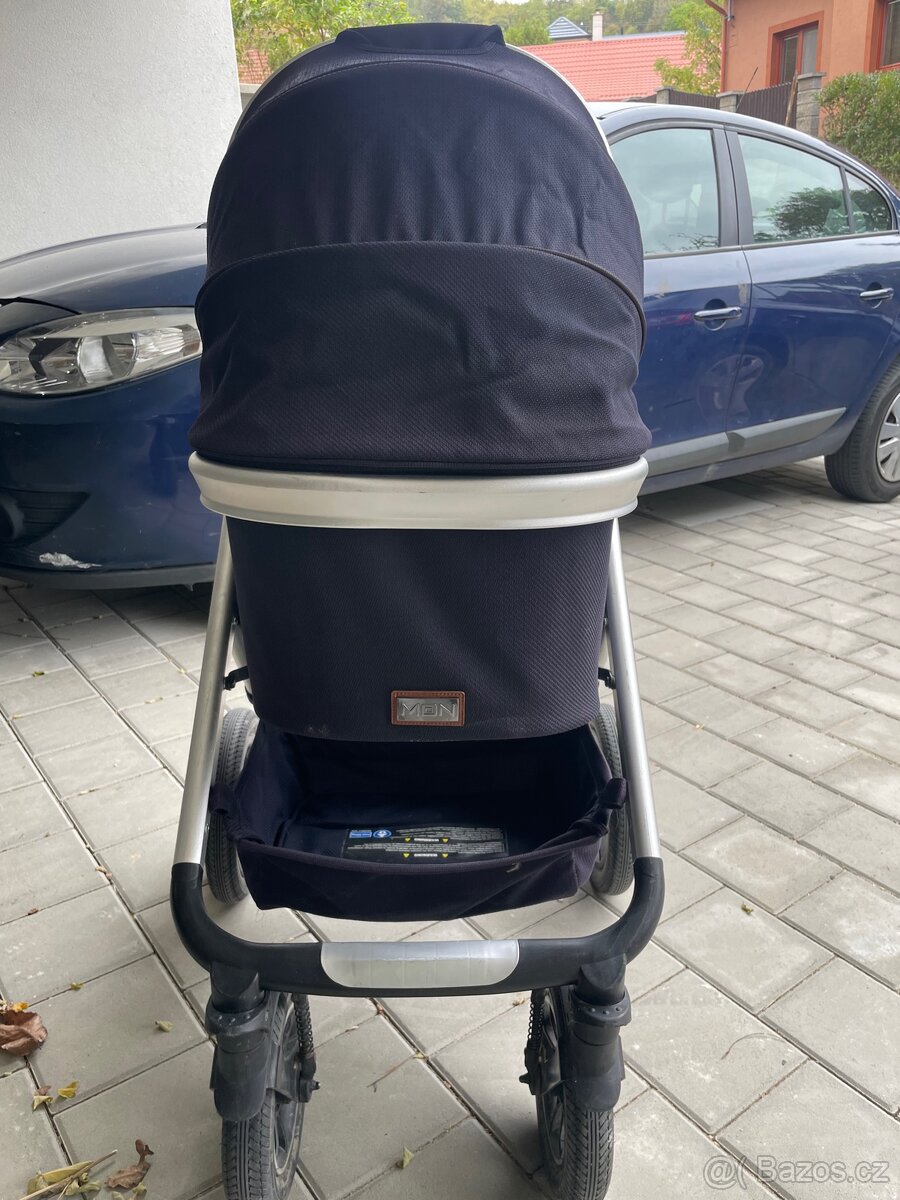 Kombinovaný dětský kočárek MOON - 4