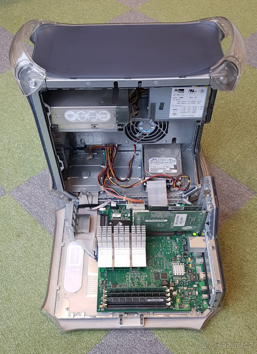 Apple Power Mac G4 "Graphite" (2000) - Retro legenda - 4